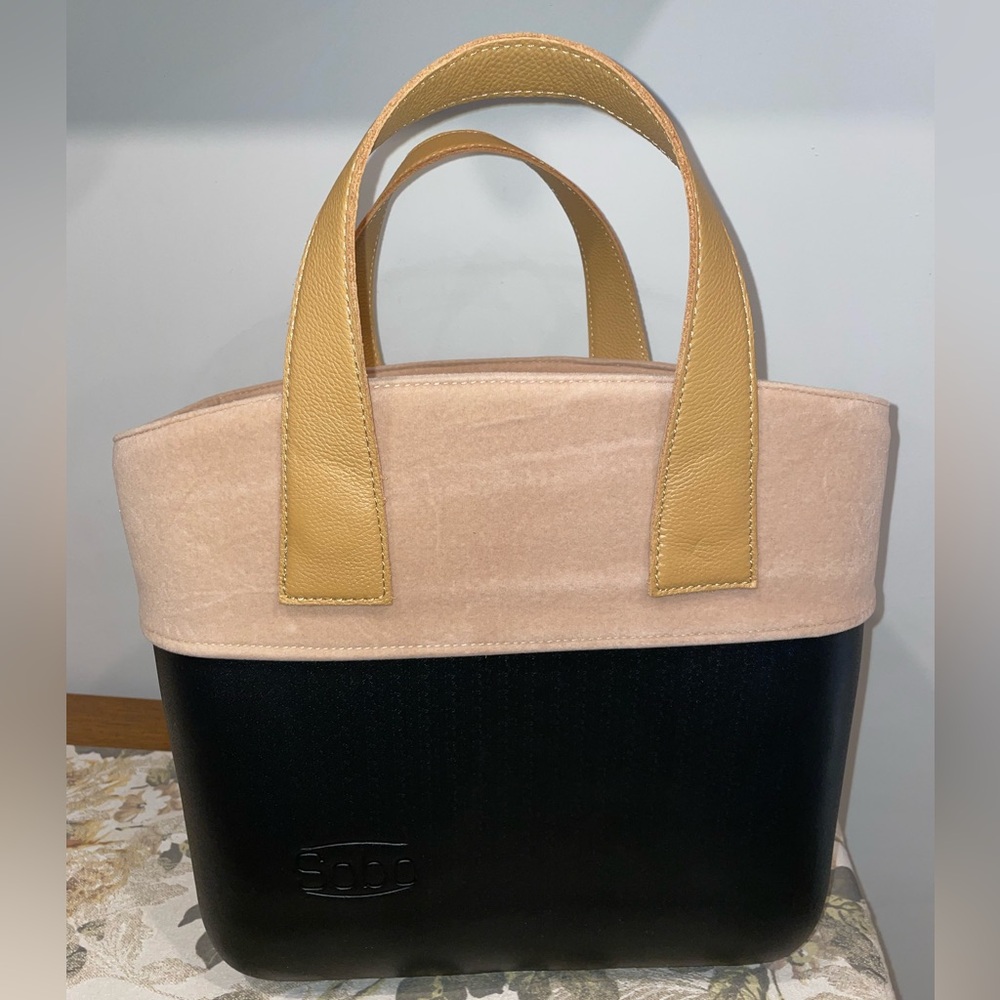 NWOT Sobo Waterproof, Portable, Durable Tote